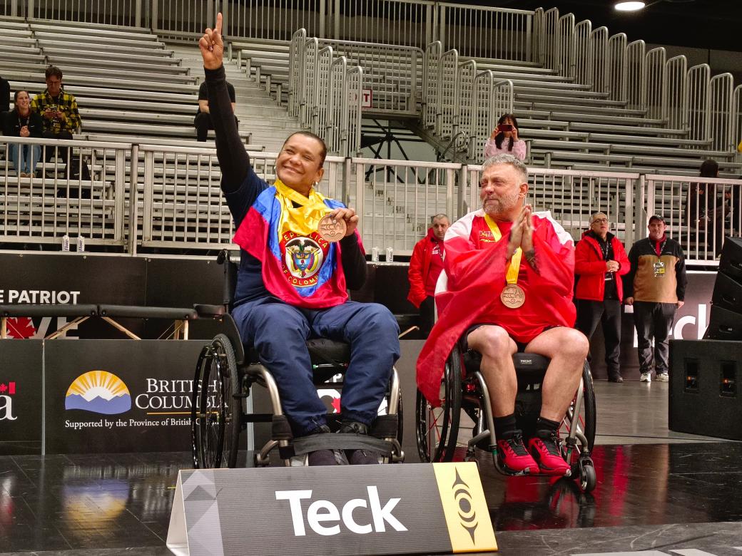 divriveteranos's tweet photo. #AcabaDePasar En el último día de competencias de los @InvictusGames25, el #TeamCol obtuvo una medalla de plata y dos de bronce en remo bajo techo, en las modalidades de sprint de un minuto y resistencia de 4 minutos. Fueron 10 días de grandes emociones y proezas de los veteranos https://t.co/BGfb60zAvF