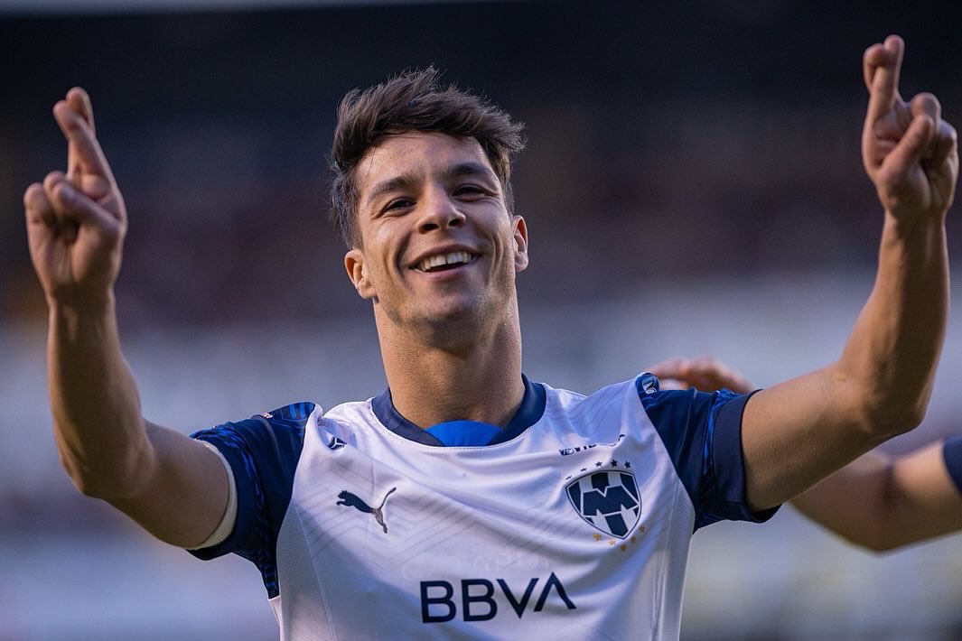 olitorres10's tweet image. La sensación de marcar gol y que el equipo gane es algo único🤞🏼💙🤞🏼
Ya pensando en el siguiente, os esperamos a todos en nuestro estadio 💙