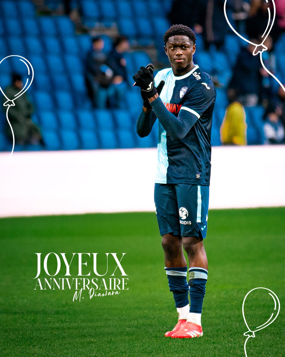 𝑩𝒐𝒏 𝒂𝒏𝒏𝒊𝒗𝒆𝒓𝒔𝒂𝒊𝒓𝒆 à Mahamadou qui fête ses 20 ans ! 🥳