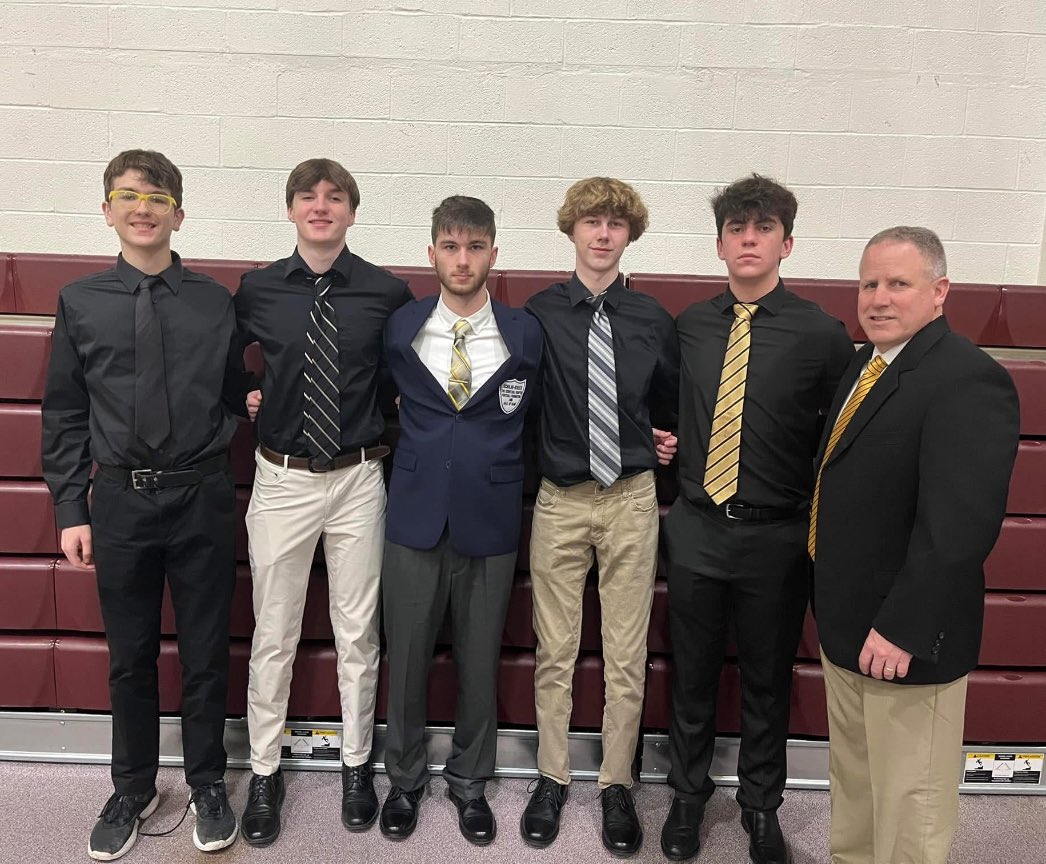 Congratulations Frank Shubeck!!  Frank is your 2025 Panther Valley Football Scholar Athlete- Schuylkill Chapter. 

Frank was accompanied by head coach, Mark Lavine and Freshman Scholar Athletes; Cy Maynard, Chase McArdle, Tyler Boyd, and Brody Vermillion.