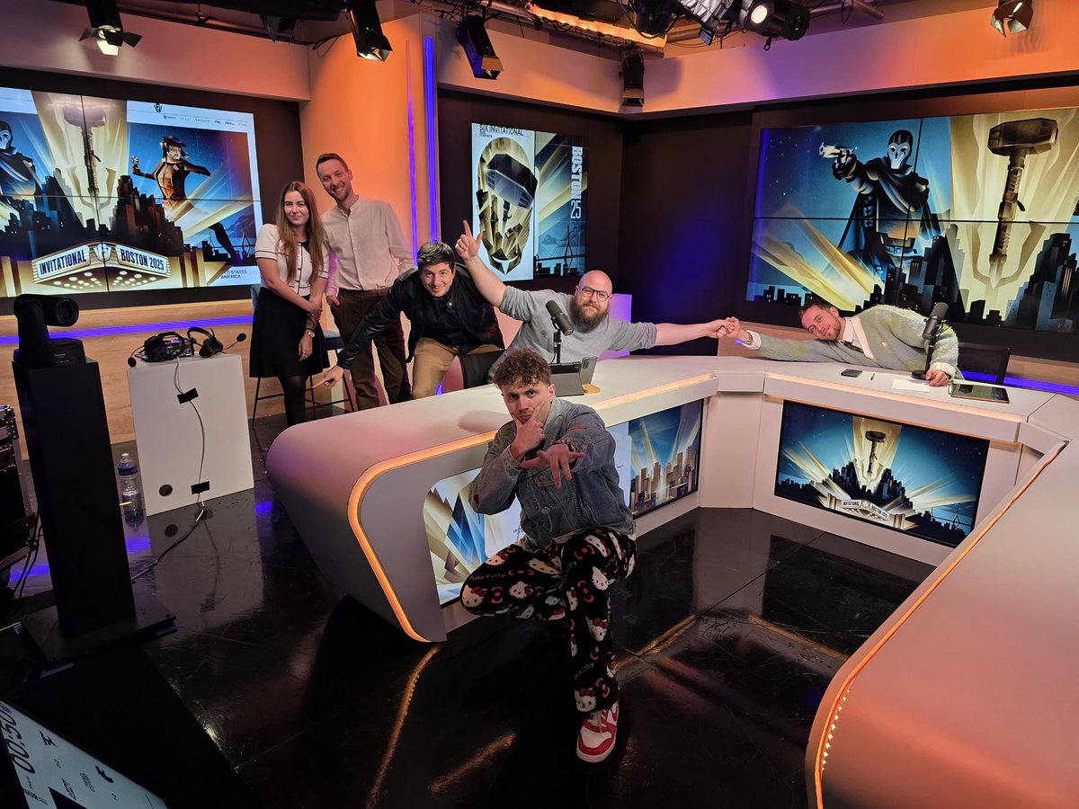 R6esports_FR's tweet photo. Le Six Invitational de Boston s’achève ce soir, un grand merci à ce crew qui aura fait vibrer l’ensemble des spectateurs durant deux semaines ❤️

Sans oublier le bon @Shookapik à la production 🫶 https://t.co/38MRS0xinZ