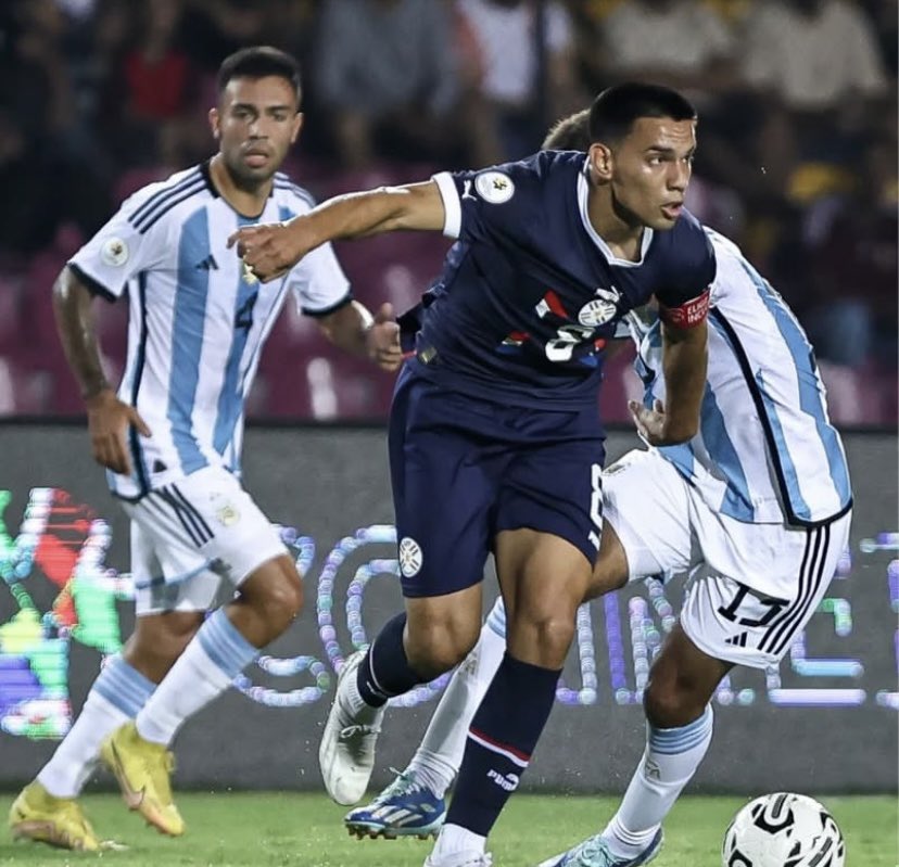 ✅ Con la mayor  
✅ Con la Sub 20 
✅ Con la Sub 15 
✅ Con la Sub 23

La sana costumbre de tener de hijo a Argentina. 

¡Vamos Paraguay! 🇵🇾