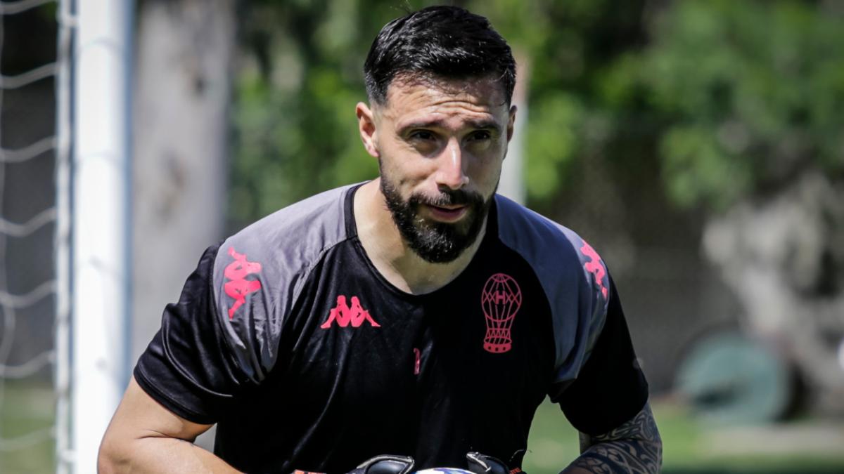 <a href="/CAHuracan/">CA Huracán</a> Si la que te gusta: 

- Te hace feliz 
- Te enamora cada vez que la ves 
- Te saca una sonrisa todo el tiempo
- Te sorprende todo el tiempo
- Es perfecta 

No es la que te gusta.
Es HERNÁN GALÍNDEZ.