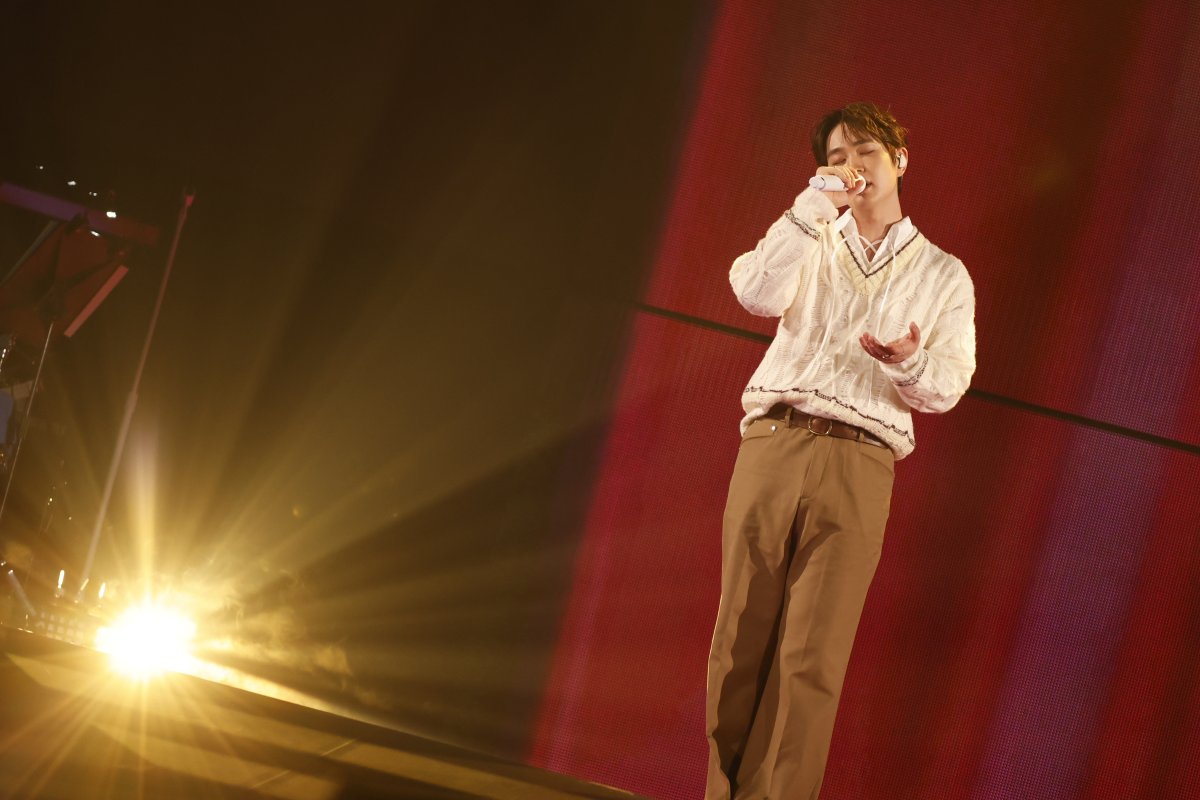 ONEW_GRIFFIN's tweet photo. 믿고 듣는 샤이니 온유, 日 대규모 아레나 꽉 채웠다 “행복하다는 확신”

https://t.co/m8So5h6zab 

#온유 #ONEW
#ONEWTHELIVE
#ONEW_THE_LIVE_CONNECTION
#CONNECTION
#온유더라이브 #온유콘서트 https://t.co/px4HCmcp1r