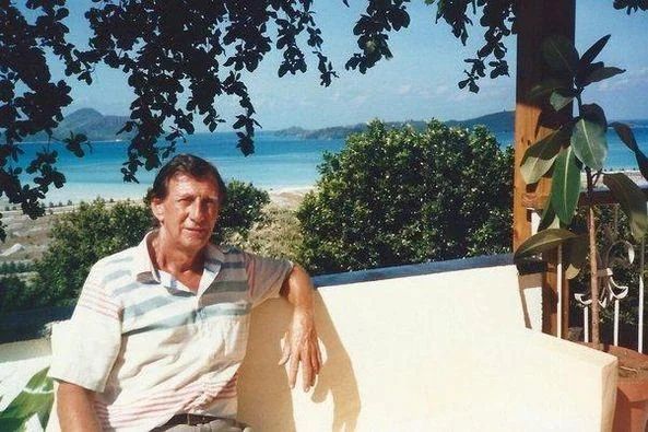 In 1962, a 37-year-old man from England named Brendon Grimshaw suddenly quit his job and bought a small island in the Seychelles for about $10,000.

The island was called Moyenne and, at the time of purchase, had been abandoned for 50 years.

Everyone thought the man was crazy.