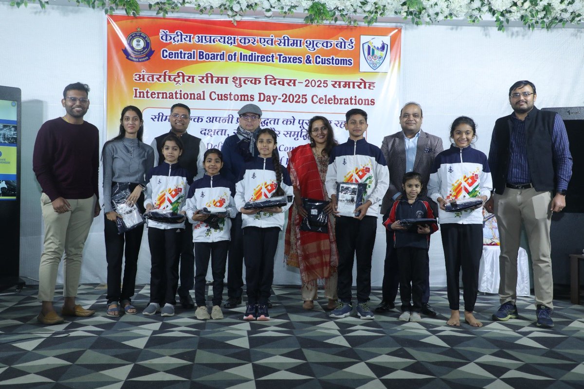 Customs Indore (Bhopal Zone) Celebrates "International Customs Day" With Enthusiasm &amp; Cultural Festivities.

freepressjournal.in/indore/customs….

<a href="/cbic_india/">CBIC</a> 
<a href="/cgstbhopalzone/">CGST Bhopal Zone</a> 
<a href="/FinMinIndia/">Ministry of Finance</a>