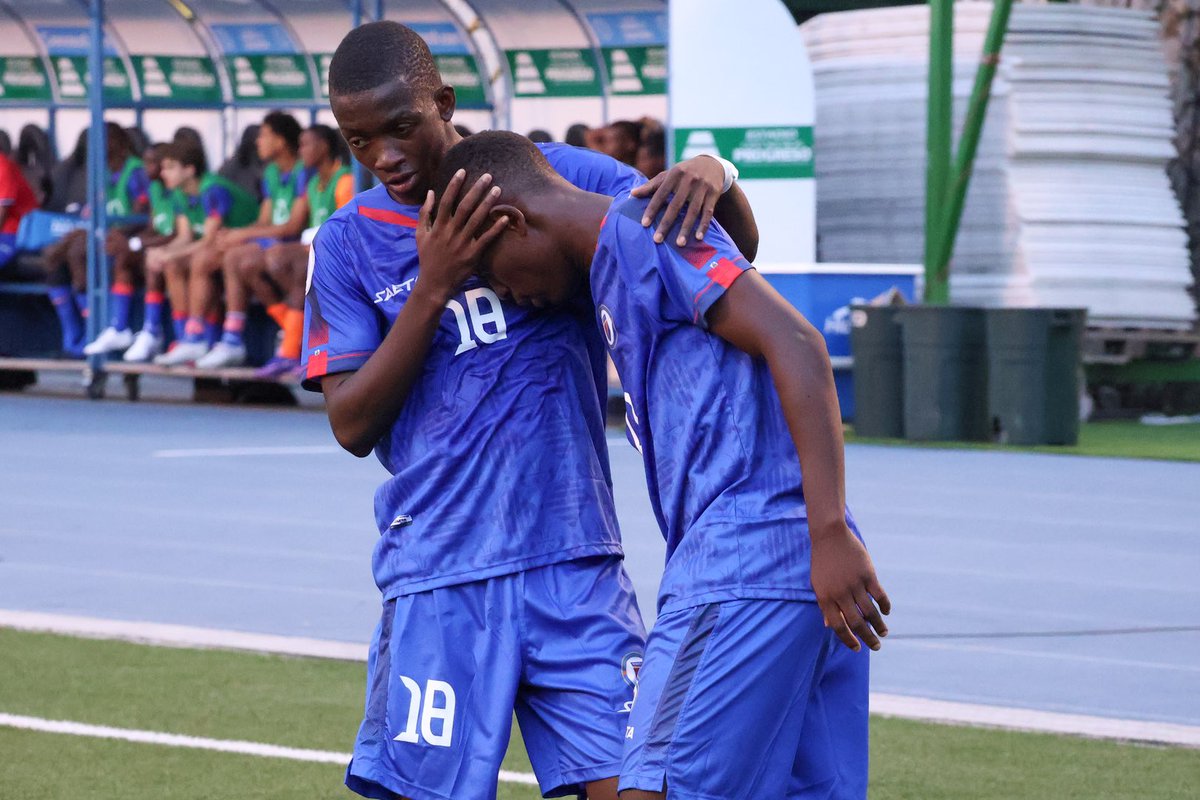 TERMINÉ ! Haïti 🇭🇹 2-0 🇬🇹 Guatemala

⚽️ Djouby Jean-Philippe, Miguel Joseph

Les petits Grenadiers réalisent le 9 sur 9 et se qualifient pour la Coupe du Monde U17, Qatar 2025. 👏🏽👏🏽👏🏽