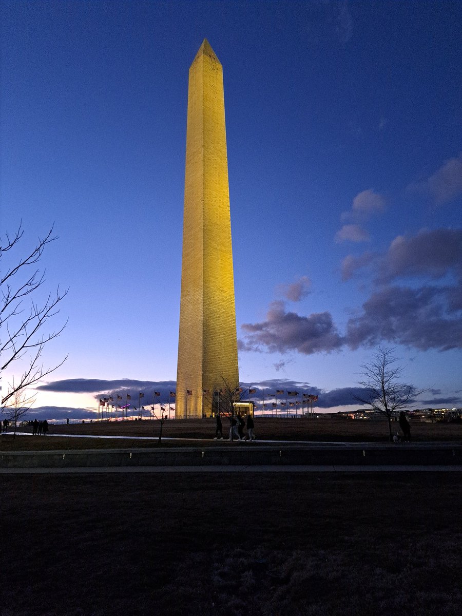 Y13 finished their first day in Washington DC with beautiful views as the sun went down.