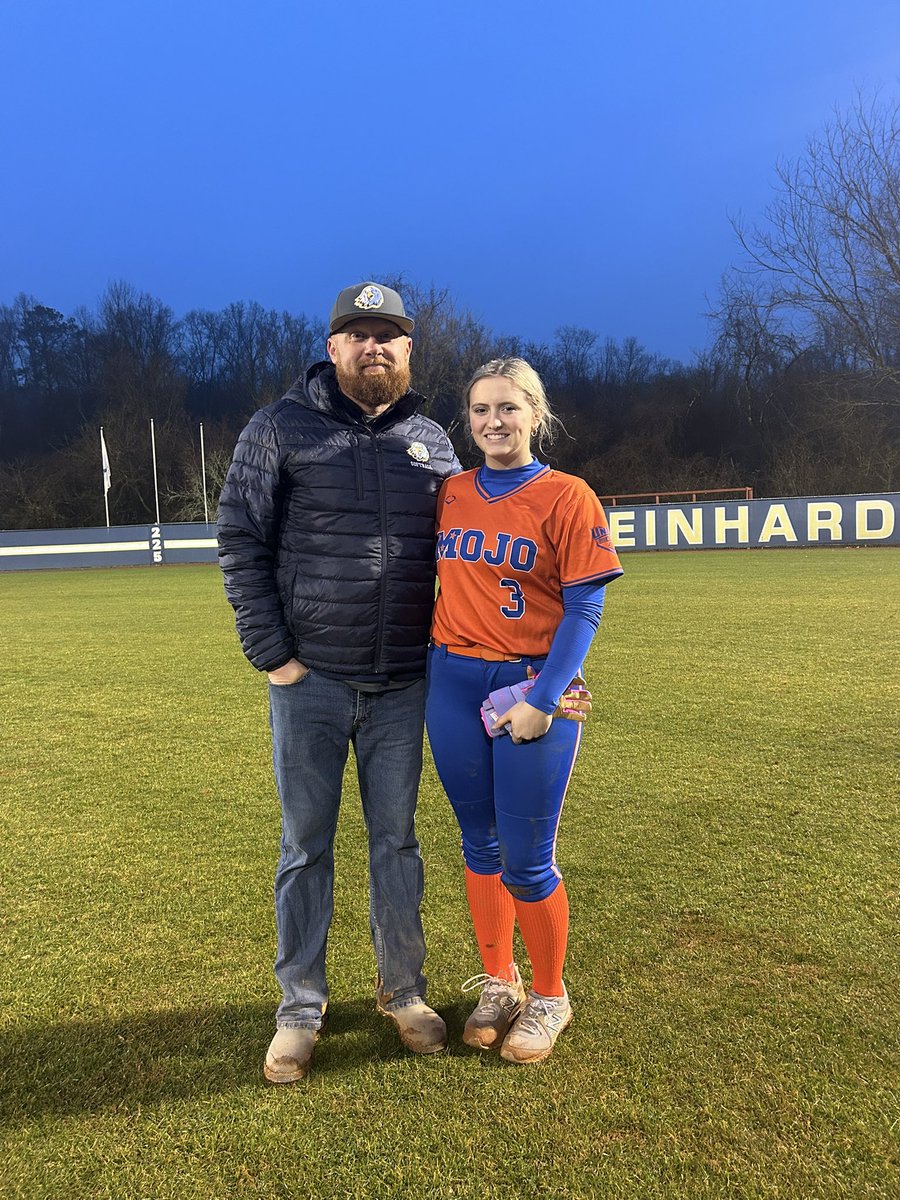 klaire hall 2026 (@klairehall) on Twitter photo Back at <a href="/RUSoftball22/">Reinhardt Softball</a> , had a great camp and being able to meet new people and be able to talk to everyone. Back at <a href="/RUSoftball22/">Reinhardt Softball</a> , had a great camp and being able to meet new people and be able to talk to everyone.