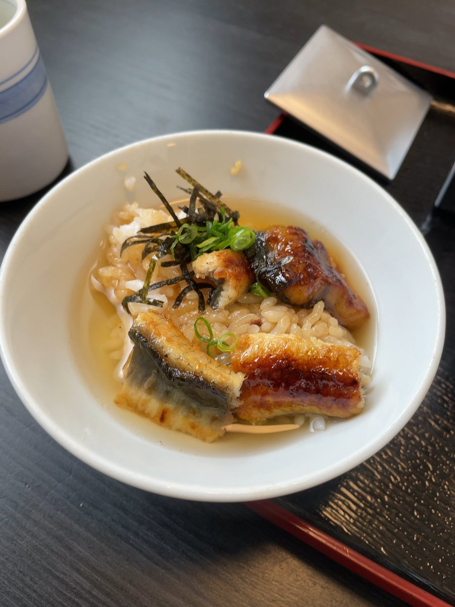 早めのランチはひつまぶし