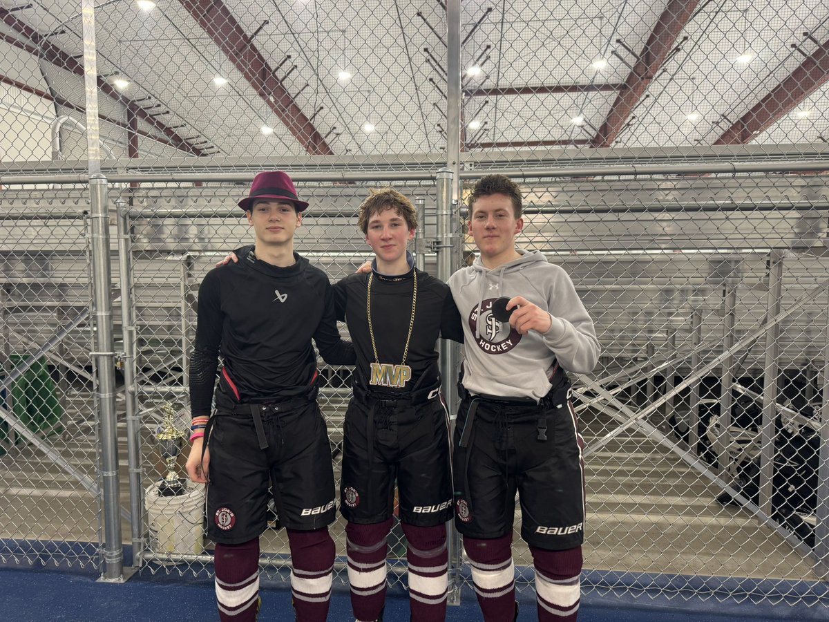 ON TO KEY CENTER!!! #VarMar takes out McQuaid 2-1 in OOOOOOOOVERTIME!!!!!  Charlie Morreale with the GWG! (Rapp and Martin 🍏). Tuttle from Nash and Maly with the opener. Materese strong in the nets. See you Wednesday!!! <a href="/MarauderRowdies/">Marauder Rowdies</a> <a href="/SJCIHockey/">St. Joe's Hockey</a> #RollVarMar
