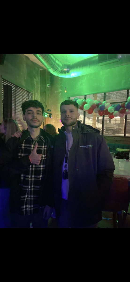 ChrisMFLevitate tweet media