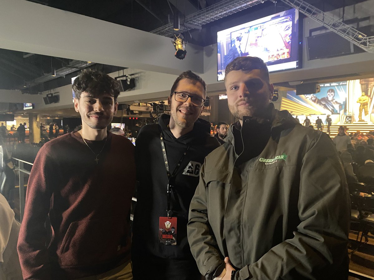 ChrisMFLevitate tweet media