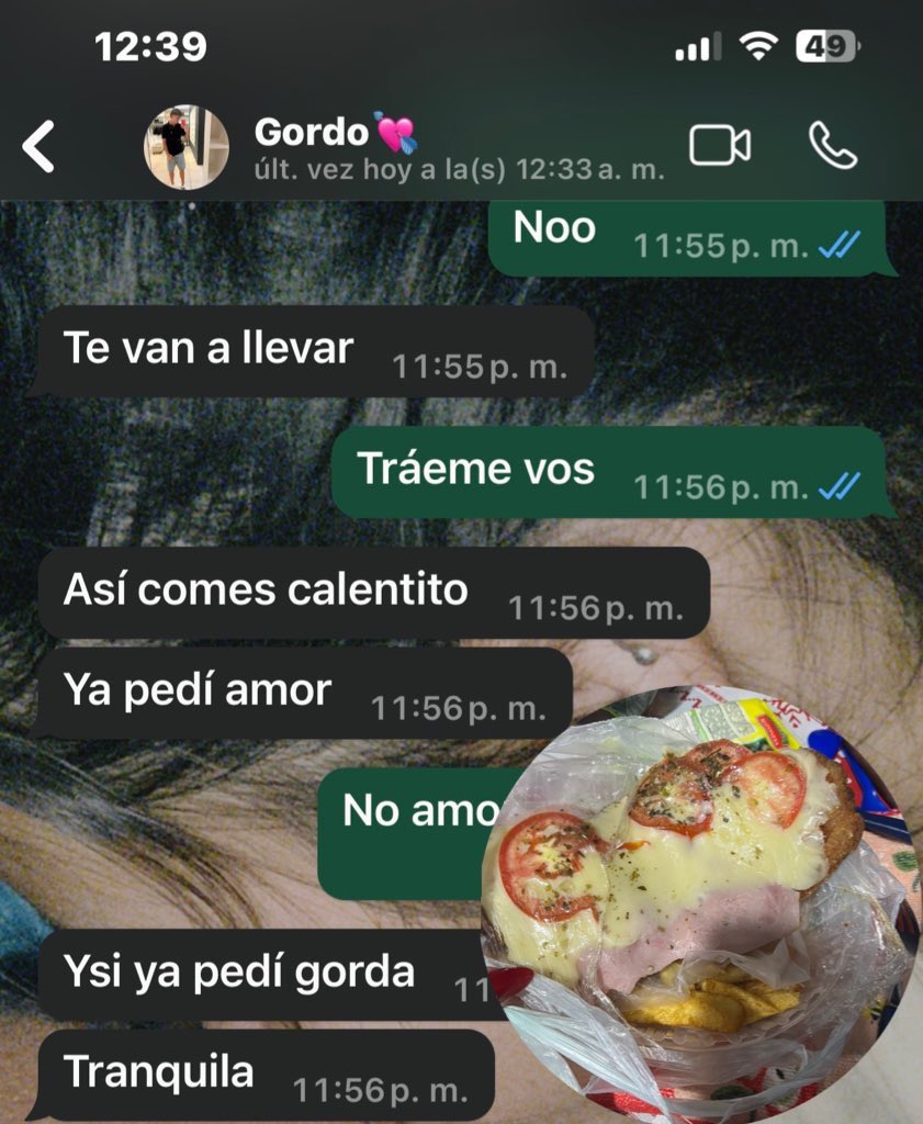 Por más q esté en su trabajo él me cumple mis caprichos tengo al mejorrr🥹