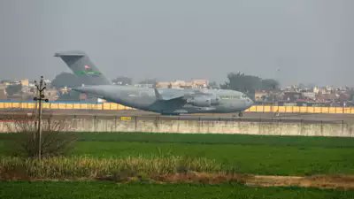 KoinConsole1's tweet image. 🚨"We sold everything for a dream, now we have nothing."

📍Heartbreaking stories of Indian migrants deported from the US after risking their lives &amp;amp; savings. A stark reminder of the human cost behind dreams of a better future.
🌍✈️💔
#MigrationCrisis #Deportation