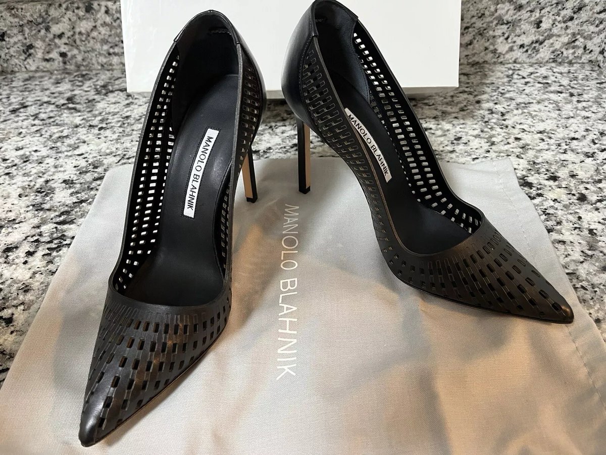 Manolo Blahnik Black Leather Pump