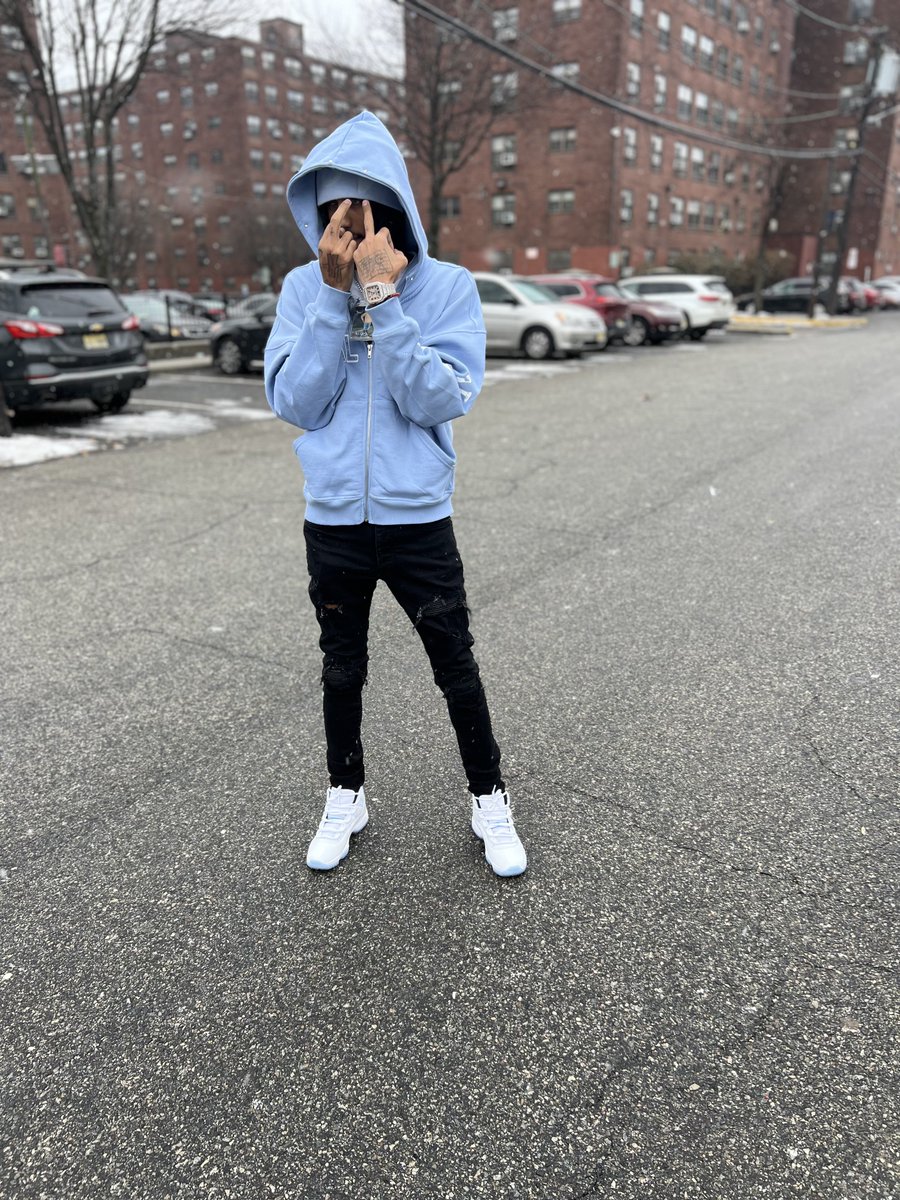 Papi tweet media