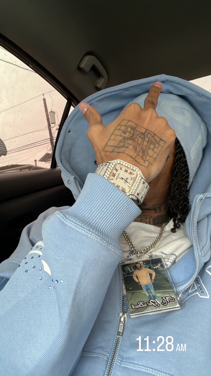 Papi tweet media