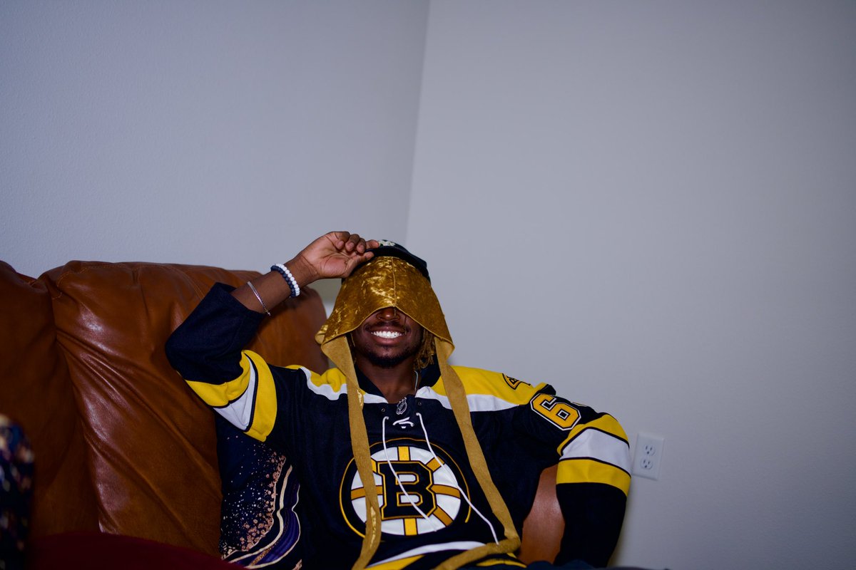 lessgoro_'s tweet photo. vibes pt. 2 https://t.co/4p2D3it6VJ