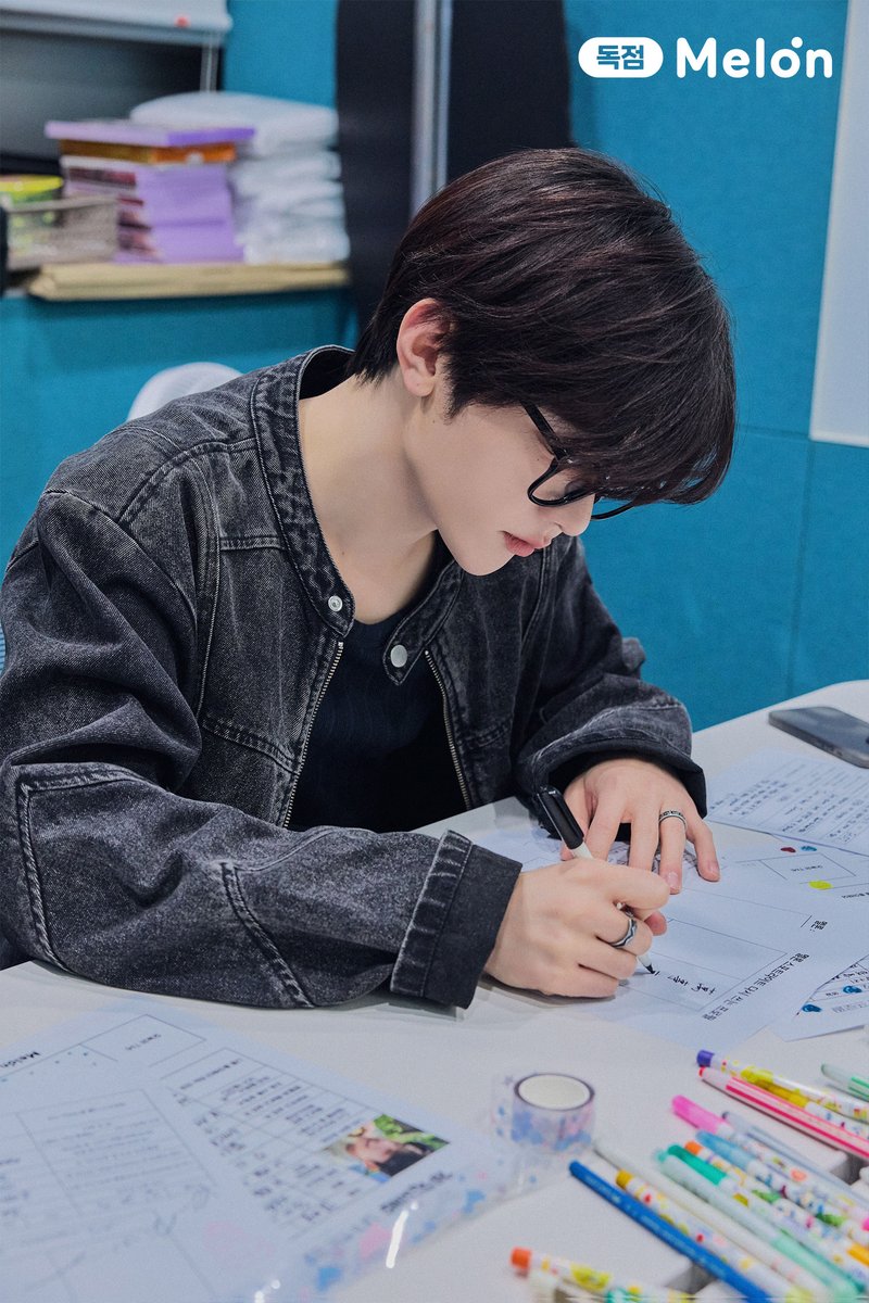 📄 ZB1_프로필_2025ver_최종.zip

멜론 x ZEROBASEONE 🎉
하이라이징으로 만난 지 D+600 기념
멤버들의 <다시 쓰는 프로필> 공개!

한층 성장한 ZB1표 새 프로필 확인하고
사인 폴라로이드 받아 가세요💙

🔗 kko.kakao.com/PQmFWLo2w8

<a href="/ZB1_official/">ZEROBASEONE</a>
#멜론 #멜론스포트라이트
#제로베이스원