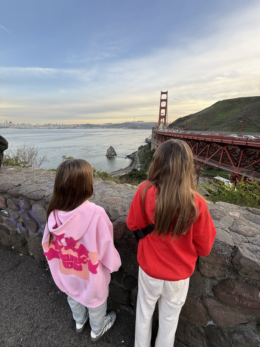 y’all were straight up lying about the demise of sf 

this place is as magic as ever: America’s crown jewel