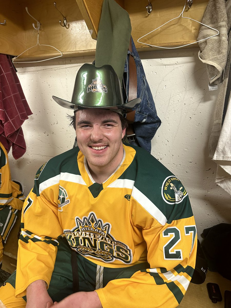 Wheaties WIN !! 5-4 in OT over the <a href="/lloydBandits/">Classic Oilfield Bandits</a> to tie the series 1-1. Game hat honors to #27 Borgel wih the game winner !! #1w #kwk