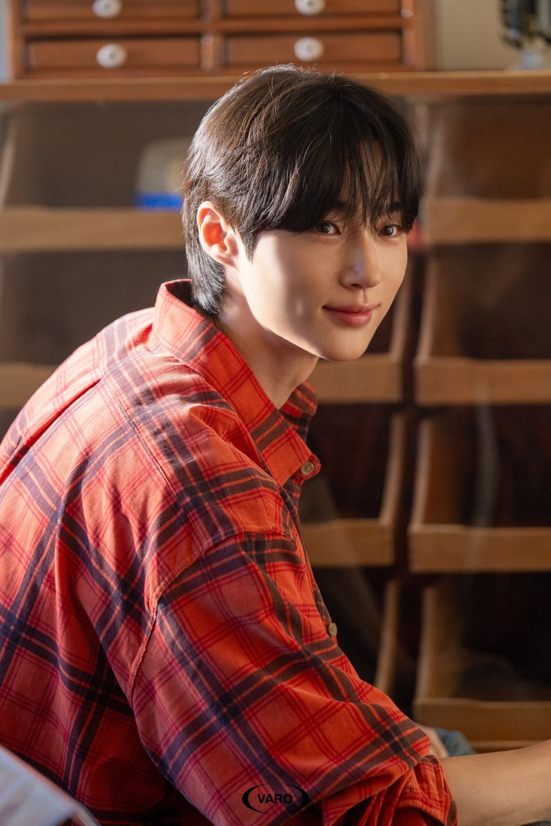 wooseokfiles's tweet photo. 📸 | Job Korea &amp; Albamon behind making

#변우석 #ByeonWooSeok https://t.co/p8SWvUiGUa