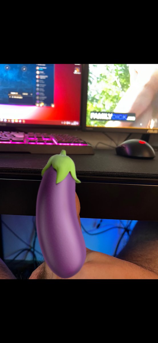 Tu veux recevoir une vidéo de moi qui me branle devant un Porno pendant que j’attends une game de LoL? Like et RT, elle arrivera direct en MP 😈🥵