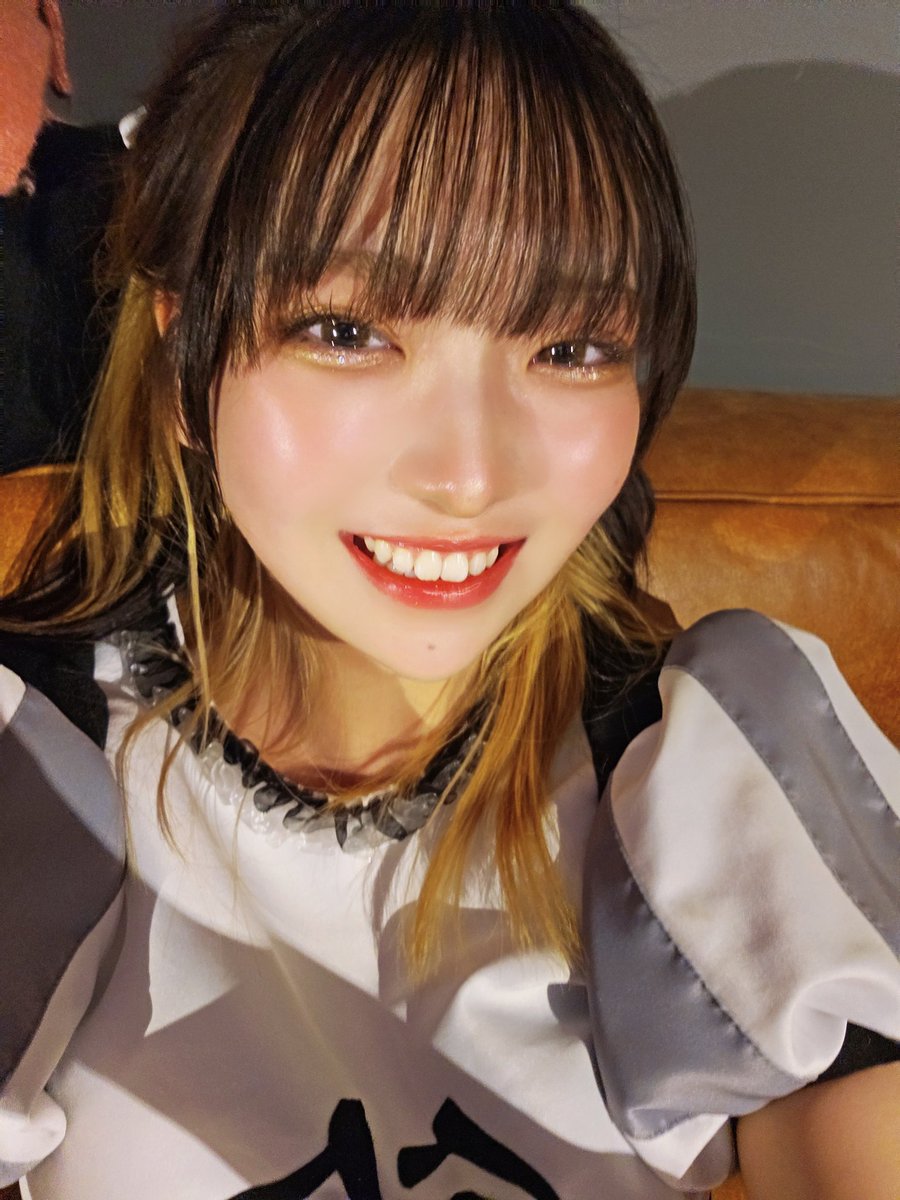 今日は水曜日なのでIDOL頂DASHです！ #笑顔の日 トレンドなんですね