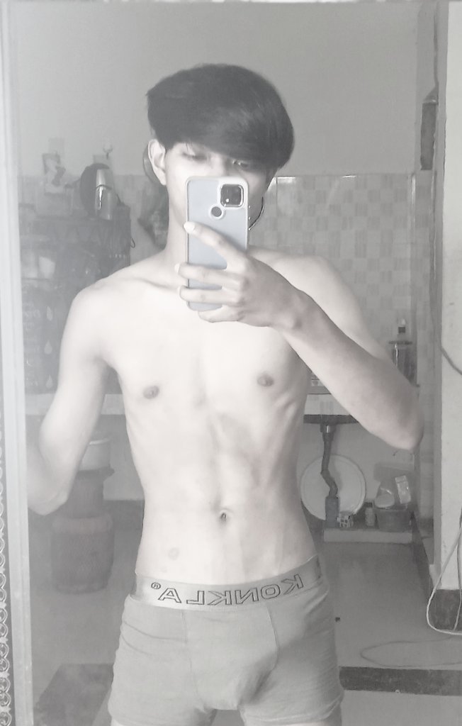 Lucky 🤍 tweet media