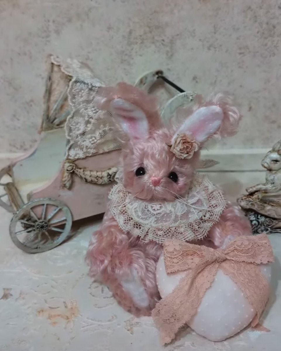 実店舗「Happy Valentine’s Day .I want chocolate🍫」イベント作品紹介🔔 ̖́-
𓂃 <a href="/fumi368/">齋藤文雄</a> 様の作品です⸜🌟⸝

バレンタインに似合う可愛いピンクの子になります。ハートも付いていますよ♪🥰