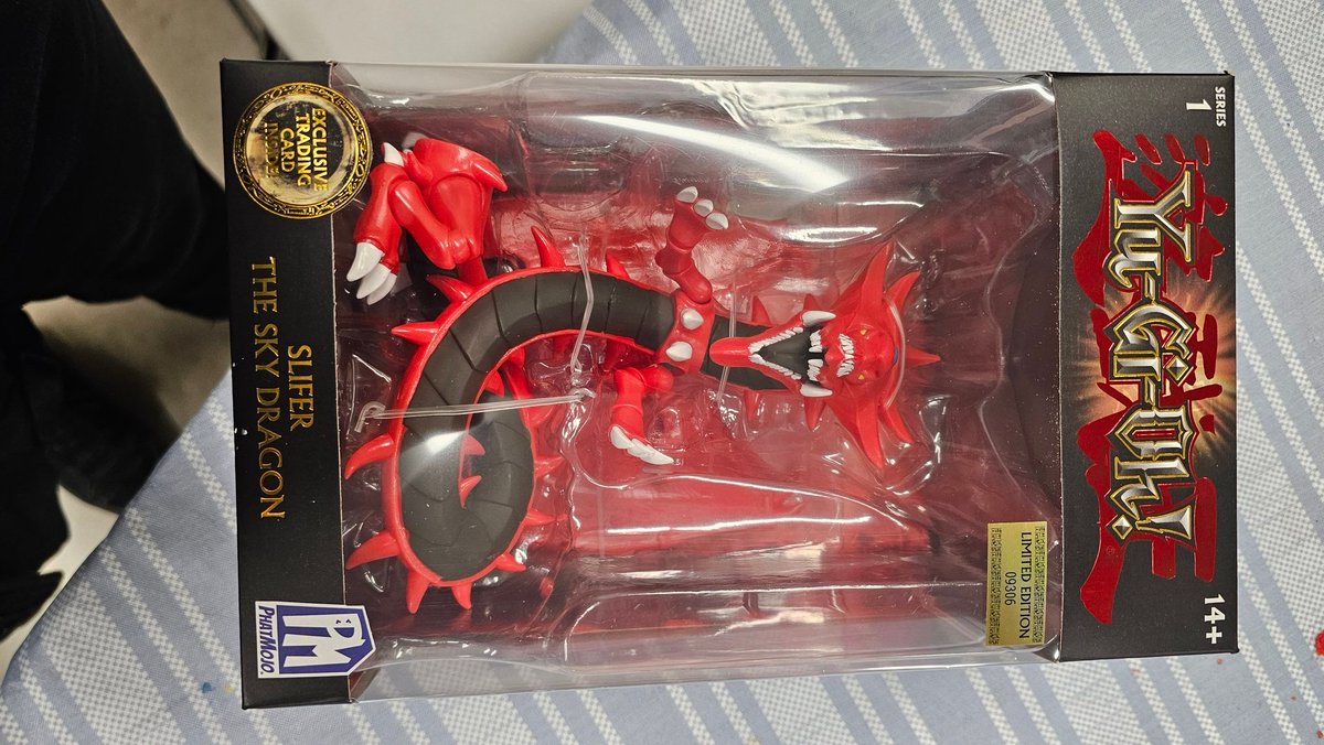 ZeldaMutou's tweet photo. @DanGreenVoices look what I found in a nearby store. I can promise these guys will have a good home. Unless you need them before hand. https://t.co/1YN9CR1Hhn