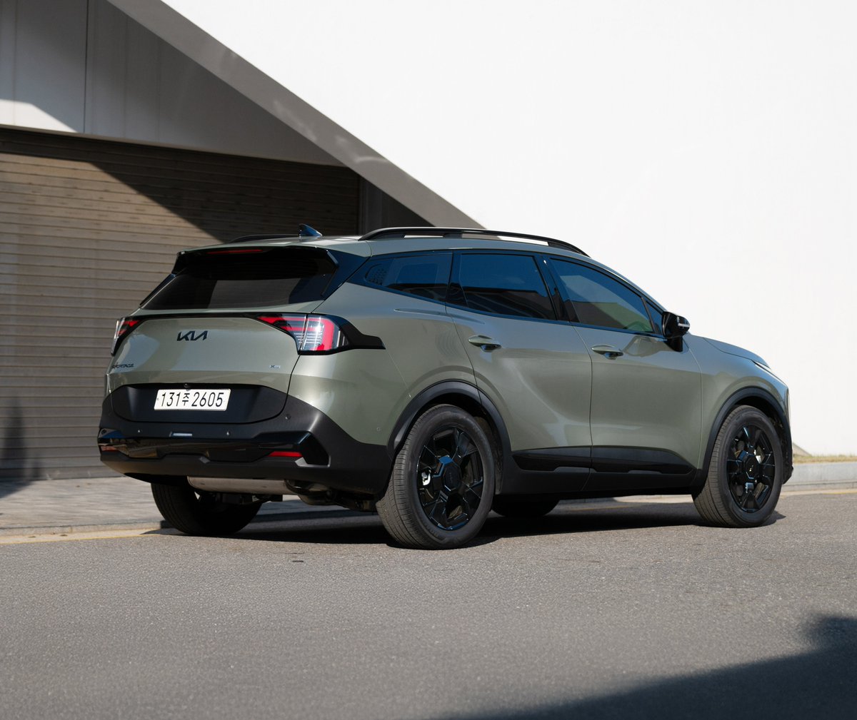 HMGnewsroom's tweet photo. Bold lines, intelligent tech, and effortless control—the Kia Sportage X-Line is built for life in motion.
#Kia #SportageXLine #Sportage #XLine #SUV https://t.co/AfufcCeCBh