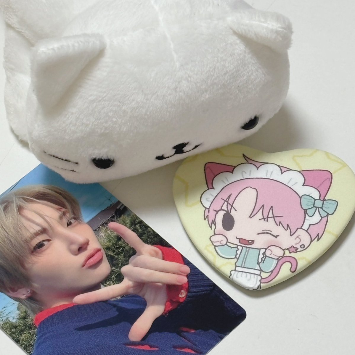 ♥+:｡.｡유마 생일 기념 RT이벤트｡.｡:+♡

🎉RT 추첨을 통해 한분께 예전에 제작했던 유마 핀뱃지(+스티커) 드려요🩷

*국내 주소지 한정!