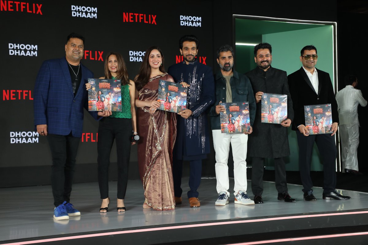 BollywoodH's tweet photo. All eyes on #RishabSeth #AdityaDhar #YamiGautam #PratikGandhi and #PavitraSarkar at the #DhoomDhaam launch! Netflix just raised the bar with this one! Can't wait to see what this powerhouse team brings.
.
.
.
.
#DhoomDhaamLaunch #NetflixIndia #StarCast https://t.co/9H0XmCOxs8