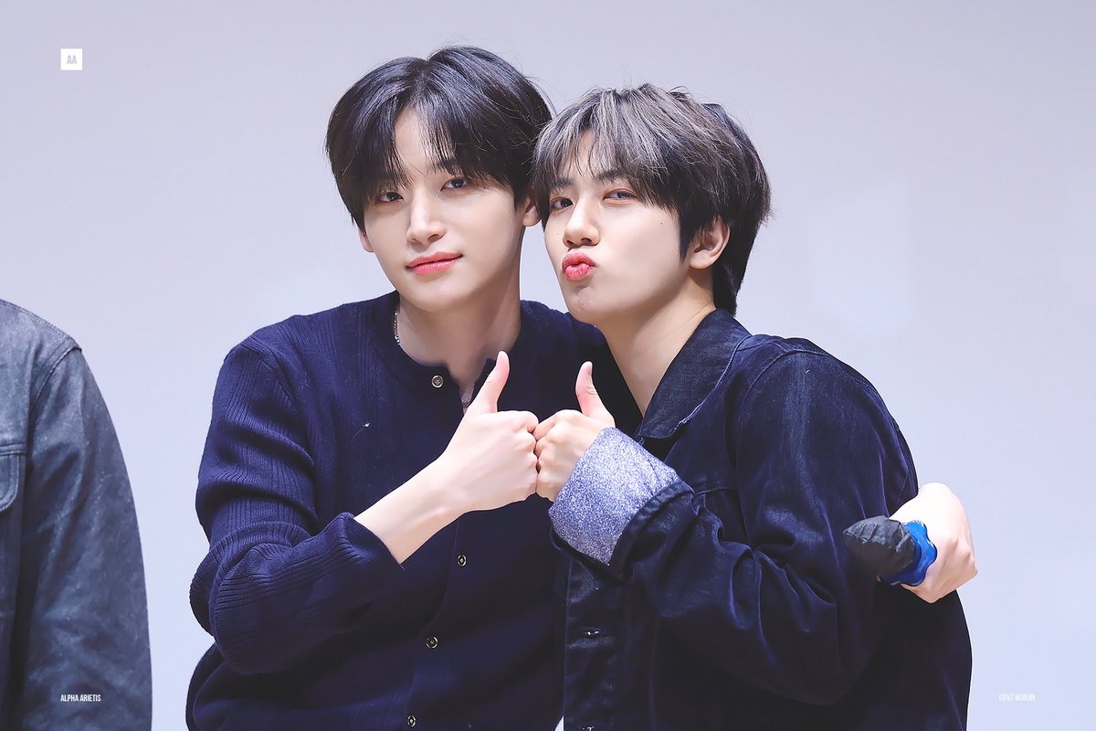 AA_20010322_'s tweet photo. 우리 토마토즈 형아 생일 축하해🍅🍅

#HAPPYJUNGMODAY
#모짱이_생축 https://t.co/HAMDR2R82i