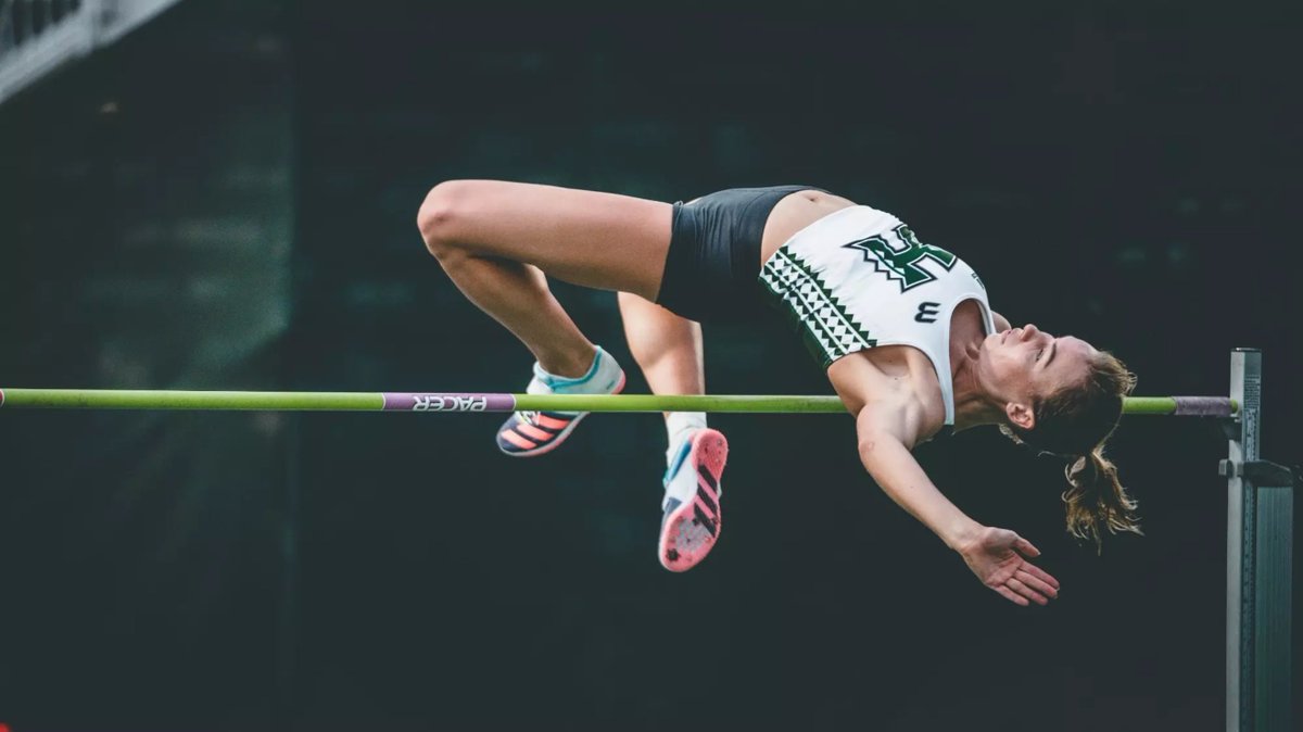 KuuleiAgbayani's tweet image. GUEST ALERT: Today's featured #ManaWahine is @HawaiiXCTF senior high jumper Lilian Turban! Among her many accomplishments at UH, Turban claimed the MPSF Indoor high jump title in '23 &amp;amp; '24. Listen live at 8a on @HIsportsradio 💪