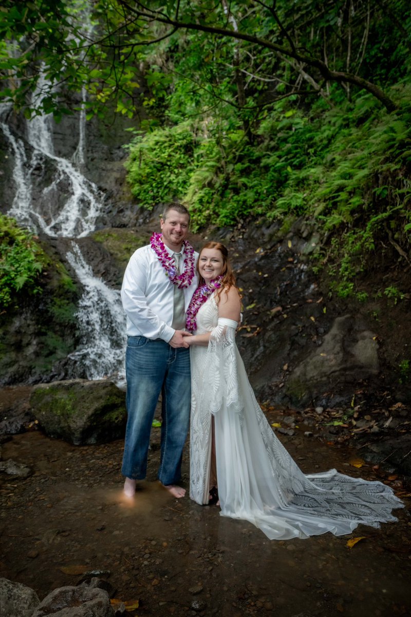 derry_mac's tweet image. Introducing Mr and Mrs Adams 🤍