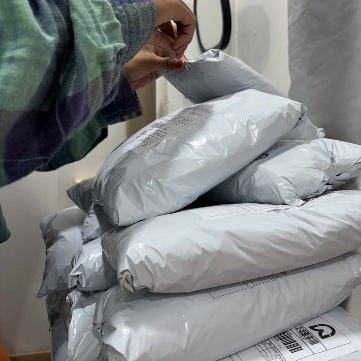 CheeseWalkHQ's tweet photo. Highlight of the day…shipping out best fits 😻
.
.

https://t.co/oR3z8DwXi0 https://t.co/ktiDSR350p