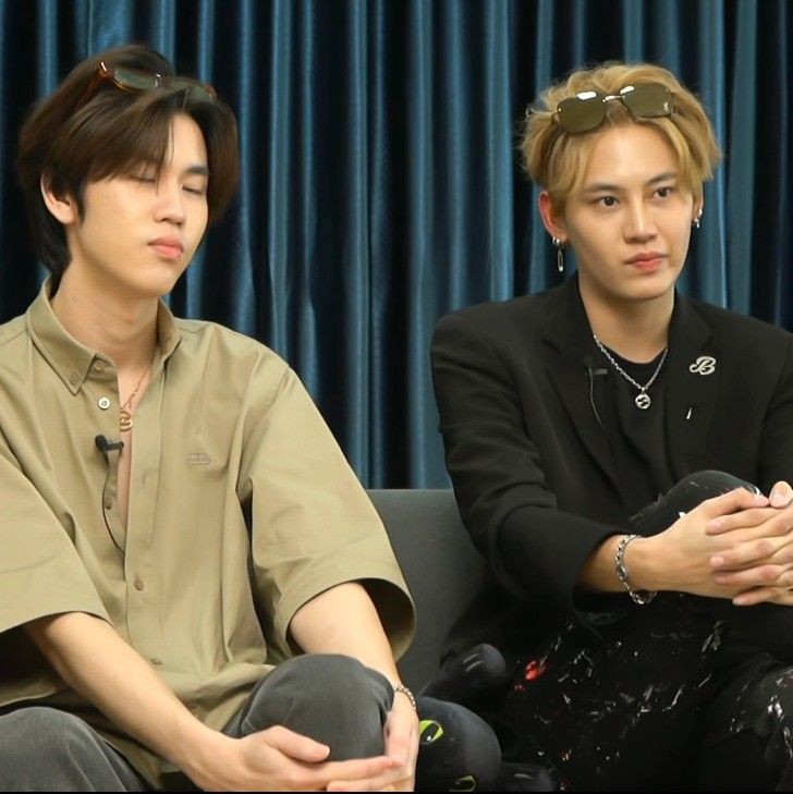 BPNationMM's tweet image. Hello Broccoli 🥦 I need 500 followers for BounPrem's tweeting. In our country,we widely use FB. So I don't know how to improve my supporting skills. Please Follow Me and I will follow you back 💕 🙏 Let's be friends 🥦
@bb0un @Prem_space 
#กองกําลังแลกฟอลรอรีแวม 
#บุ๋นเปรม