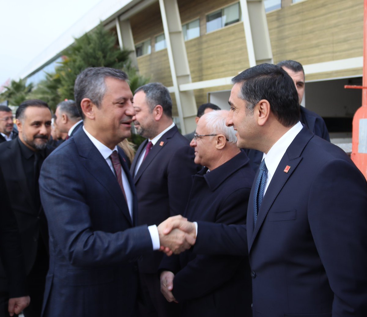 📍Adıyaman Havaalanı'ndayız!

Milletvekilimiz Sayın Mahmut Tanal , İl yöneticilerimiz, ilçe başkanlarımız, il gençlik kolları başkanımız ve partililerimizle, 6 Şubat Depremi yıldönümü vesileyle anma programı için Adıyamana gelen Genel Başkanımız Sayın Özgür Özel'i Adıyaman