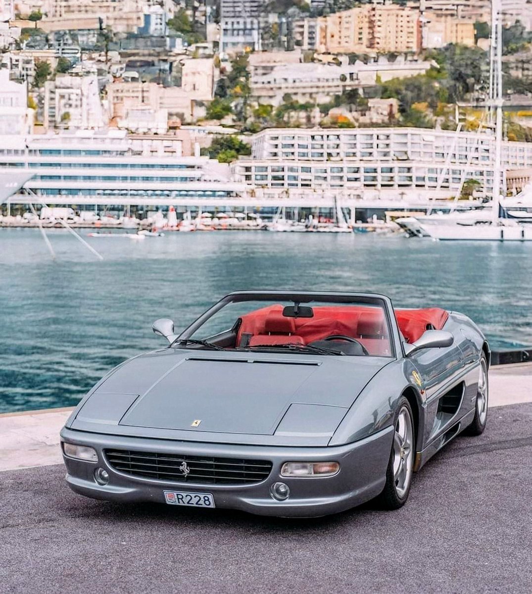 alfamale87's tweet photo. Ferrari F355 Spider https://t.co/cujUUYo24w