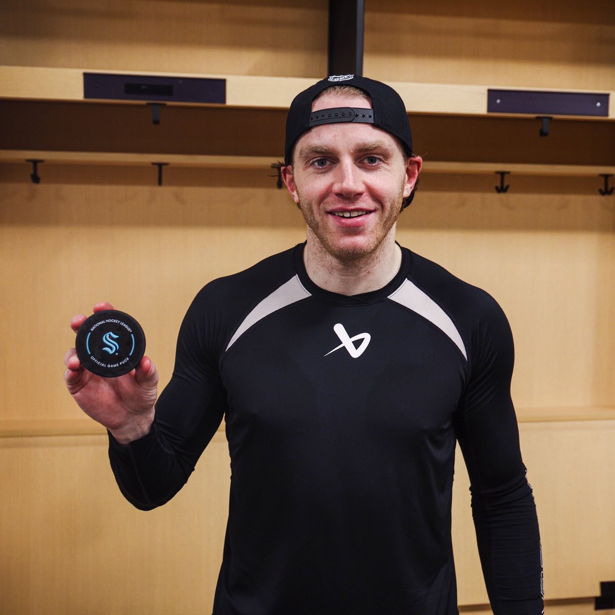 DetroitRedWings's tweet photo. PICTURED: Current record-holder for most shootout goals in NHL history. 🎬 https://t.co/Ywa9kIPdV3