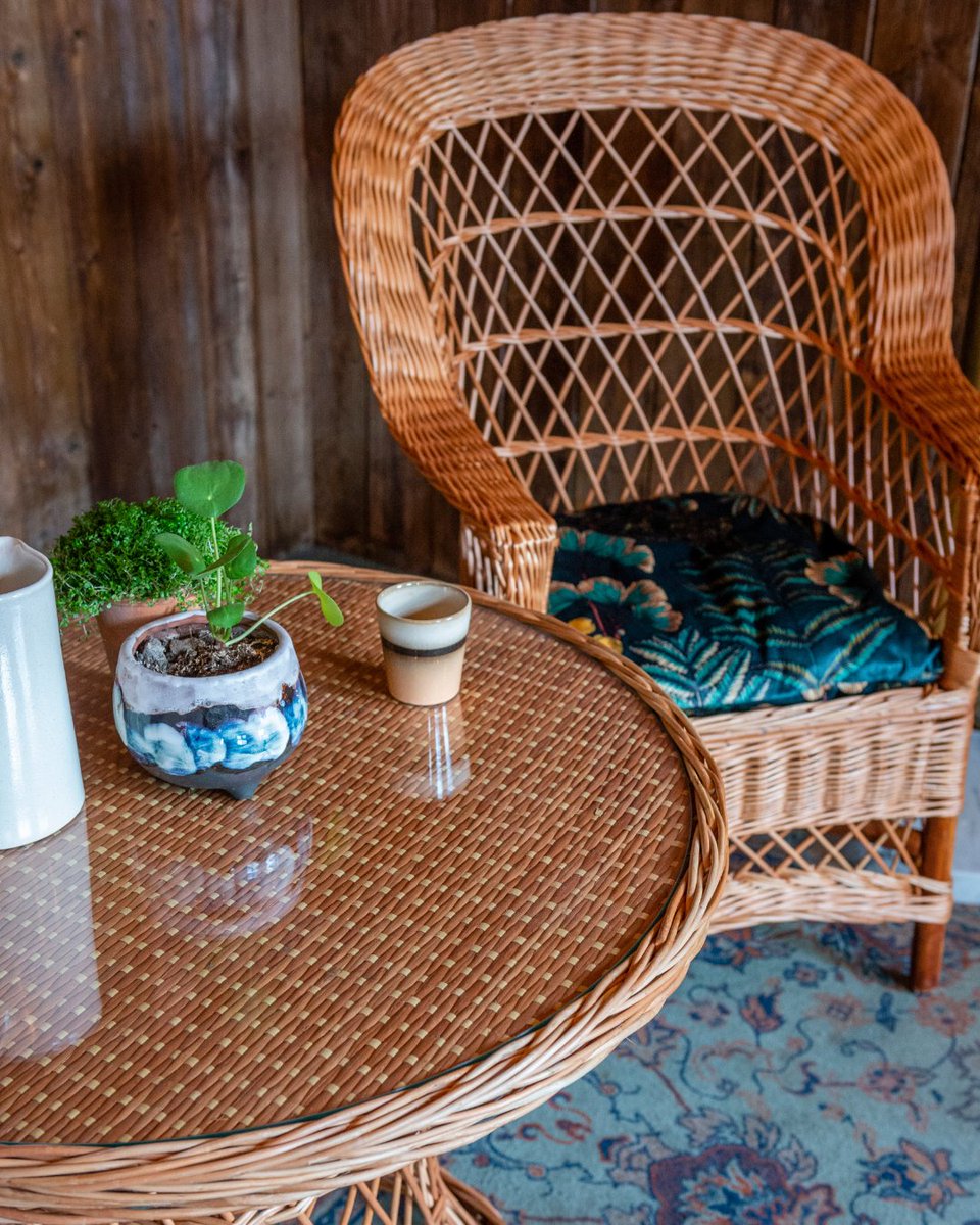 KOKMaison's tweet photo. Visitez notre boutique en ligne pour trouverez les meubles en osier parfaits pour votre maison.

https://t.co/YA6iBEydq5

#osier #meubles #artisanat #naturel #durable #kokmaison #wicker #indemodable #timeless #meubleenosier #faitmain https://t.co/tzrOQlETbZ