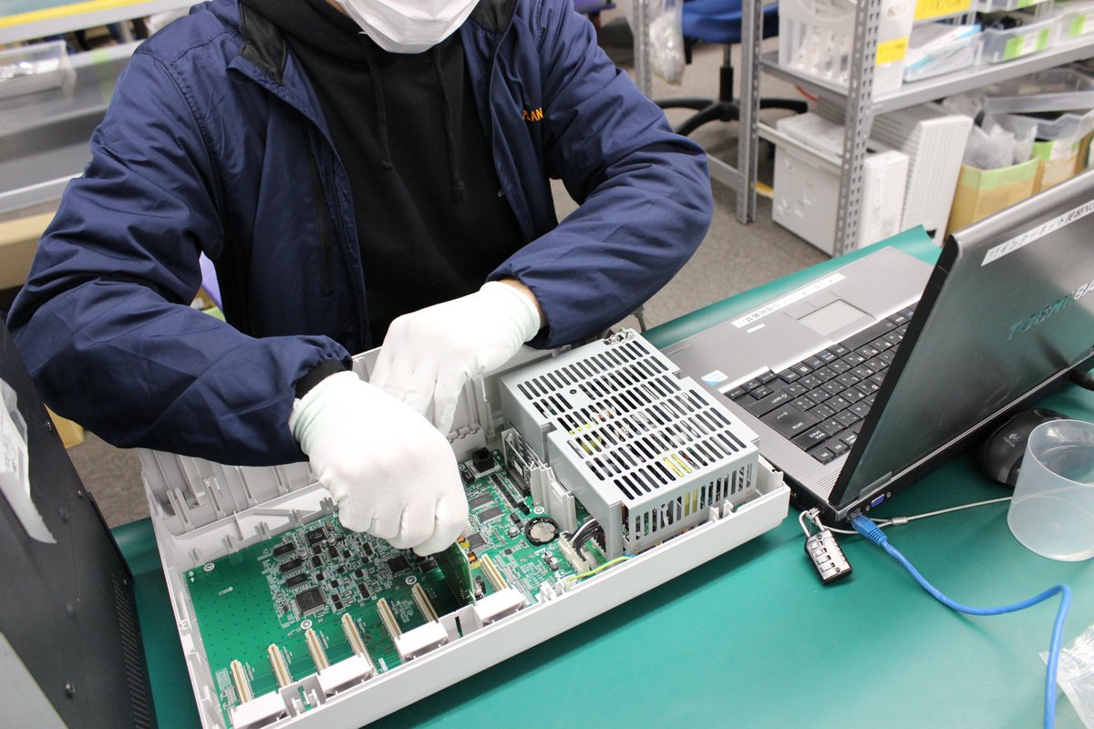 thousandplan's tweet photo. 当社は仕入れた中古品を、1台ずつ手作業でリファービッシュ作業を行っています👍.。o○
新品は値上がりして高いものばかり💦
是非この機会に、中古美品をご検討ください☺

サイト一覧はこちら
https://t.co/NDGACdDvXN

#used #k企業公式つぶやき部 #sdgs #ecology #ビジネスフォン #中古スマホ https://t.co/PklSsH6sRS