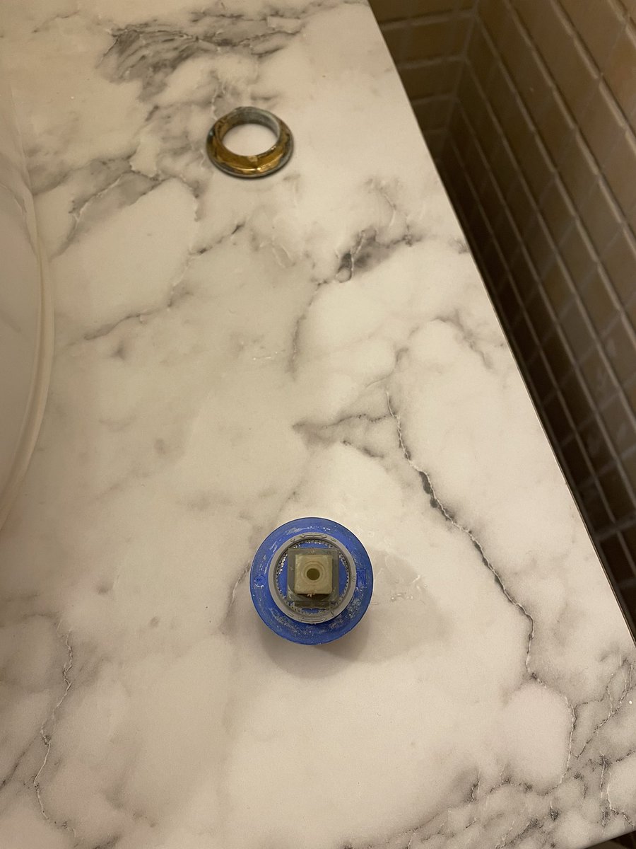 jrc__4's tweet photo. @showerdoc This is the cartridge if any good?? https://t.co/Gn4EiPLoUc
