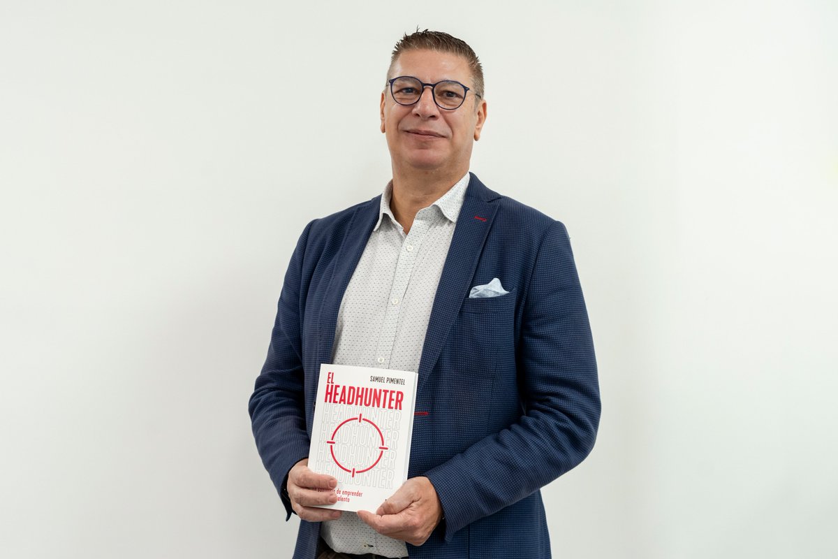 #ENTREVISTA |🗞️<a href="/PimentelSamuel/">samuel pimentel</a> (<a href="/AckermannInt/">AckermannInt</a> ): «La mentira es un pésimo compañero para cualquier candidato».

✍ Acaba de publicar "El Headhunter" con <a href="/lideditorial/">LID Editorial</a> ,  un libro en el que recoge su experiencia como emprendedor. Conversamos con él. 👇 

ow.ly/X7Ae50UTO7f