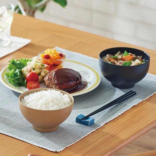 oniku117's tweet photo. 流石THERMOS…
すんごい食器見つけた…

魔法瓶の食器なの。器熱くならないし、冷めない。食べ終わるまでご飯も汁物もアチアチ。発明した人天才過ぎ https://t.co/eP9VqxWas5