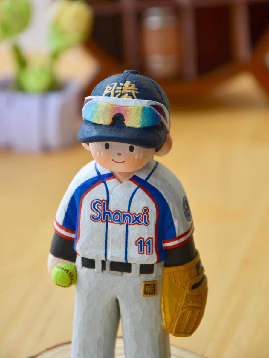 trant_d's tweet image. I found a guy who makes really cute models.