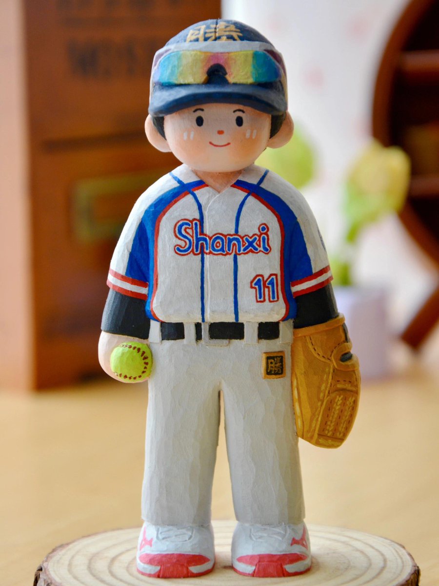 trant_d's tweet image. I found a guy who makes really cute models.